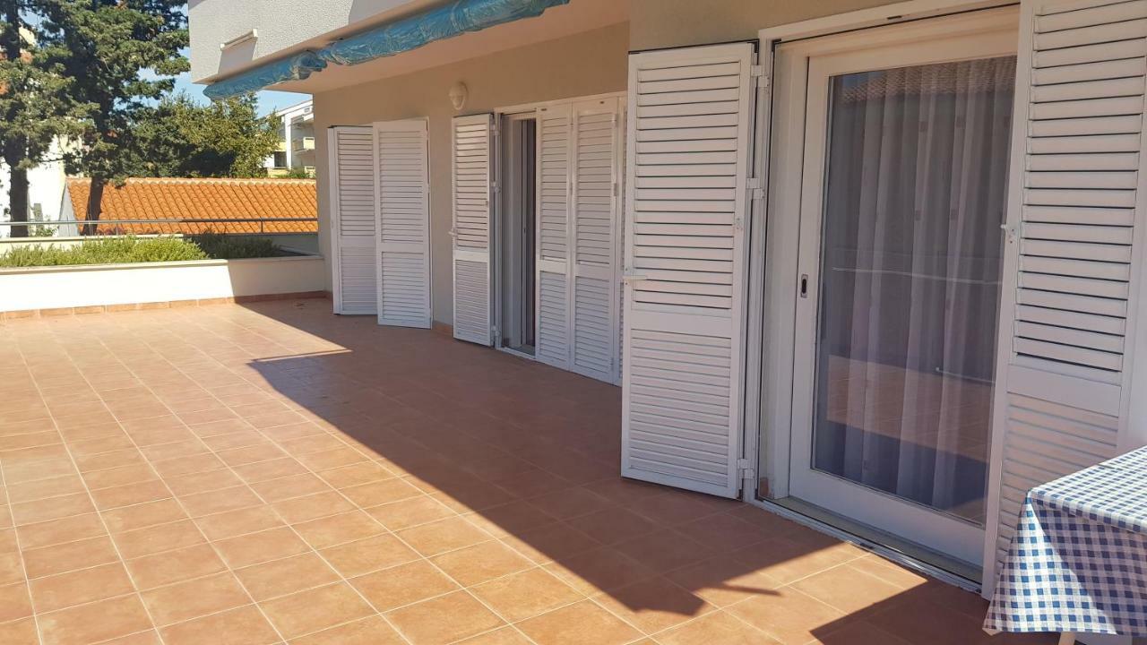 Apartments Biba Novalja Εξωτερικό φωτογραφία