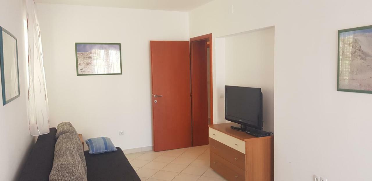 Apartments Biba Novalja Εξωτερικό φωτογραφία